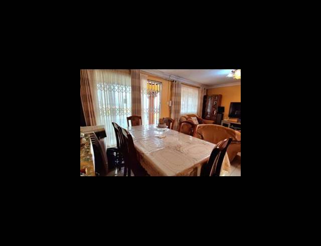 3 BEDROOM HOUSE FOR SALE IN EASTBURY